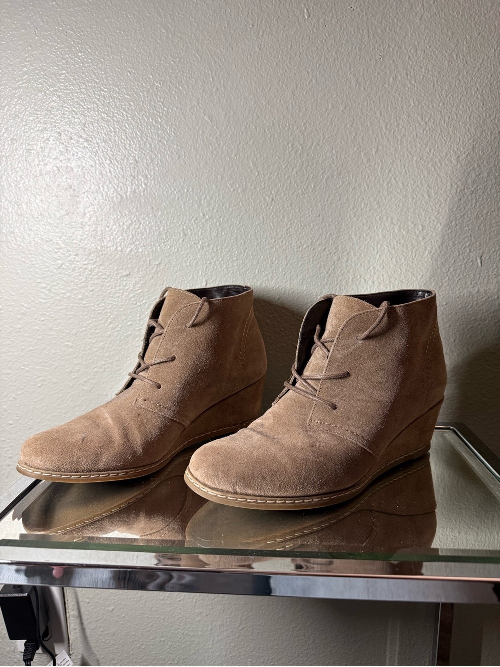 Bjorndal Rachel Taupe Suede Leather Wedge Chukka Booties Women’s Size 7 - Picture 2 of 8